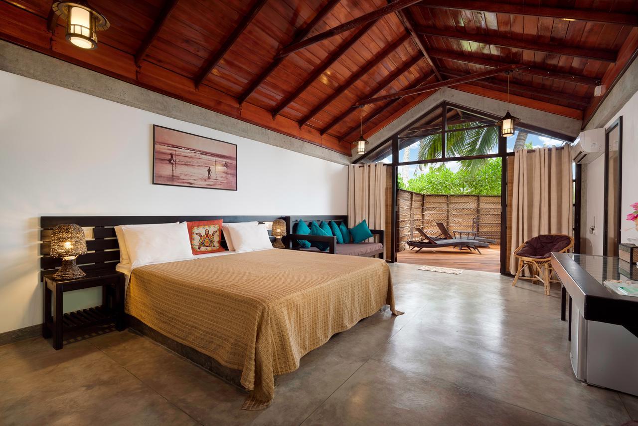 Hotel Seven Turtles Tangalle Esterno foto